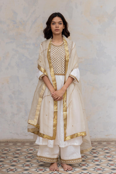 Ivory Dilraz Odhani Fashion Nirjara