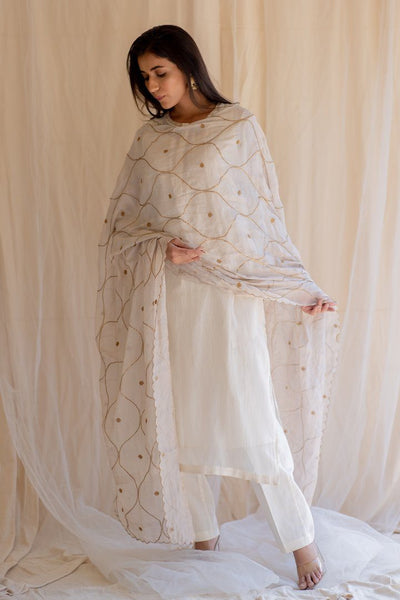 Ivory Jaal Odhani Fashion Nirjara