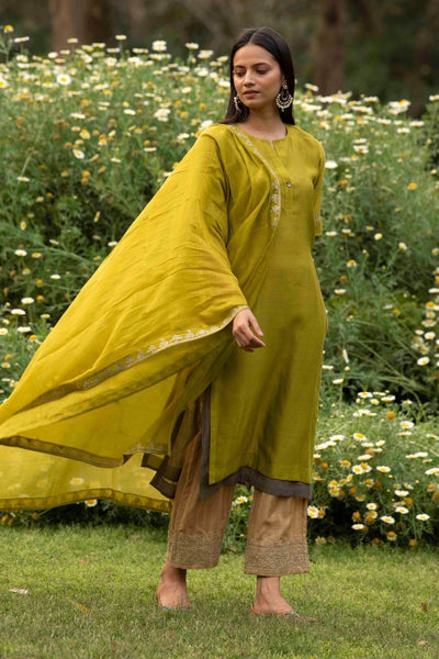 Kaamini Mehendi Green Kurta Set Fashion Priti Prashant 