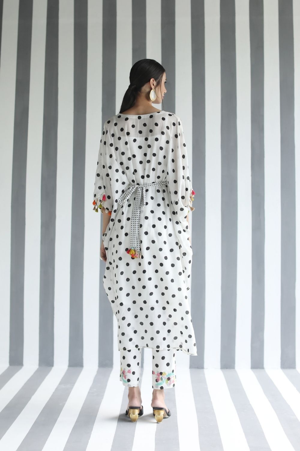 LOVE TO DOT BACK BOW TIE KAFTAN SET Fashion Rajiramniq