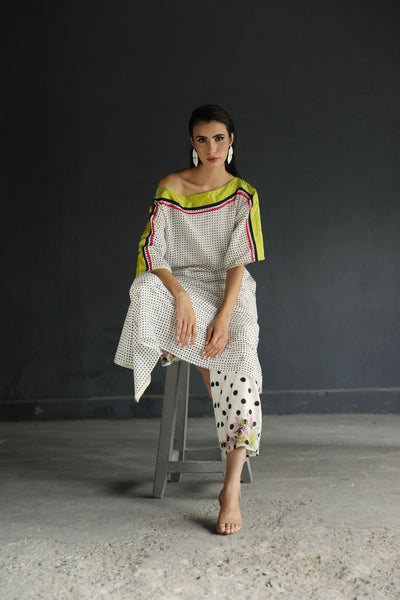 LOVE TO DOT OFF - SHOULDER KAFTAN SET Fashion Rajiramniq