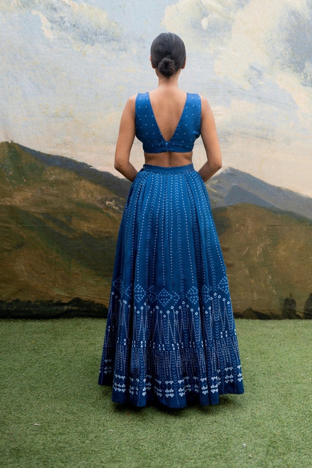 LUNA LEHENGA Fashion YAM