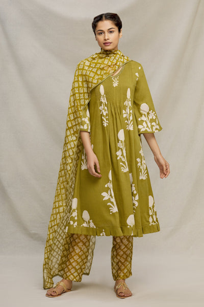 MEHENDI GREEN EMBROIDERED KURTA SET Fashion MYOHO 