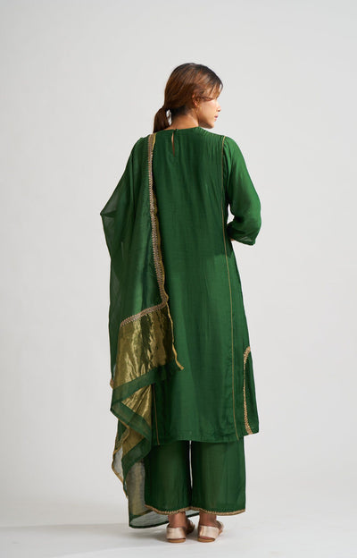 Mridini Emerald Green Kurta Set Fashion DOT