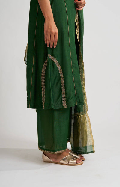 Mridini Emerald Green Kurta Set Fashion DOT