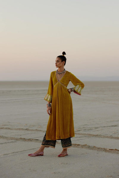 MUSTARD YELLOW BELL SLEEVE SILK VELVET KURTA SET Fashion Rajiramniq