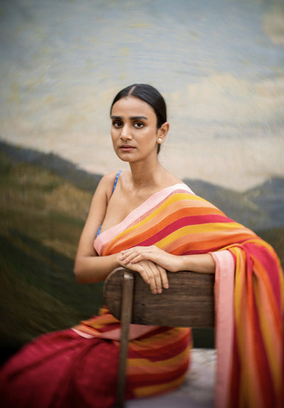 NILOFER SAREE Fashion YAM