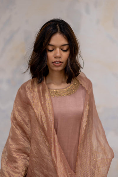 Old Rose Gulbadan Tissue Odhani Fashion Nirjara