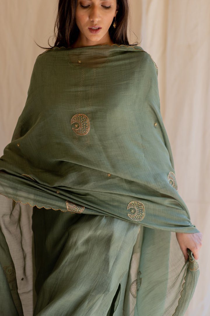 Olive Chaand Odhani Fashion Nirjara