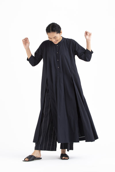 Panel Slit Shirt- Black Fashion THREE