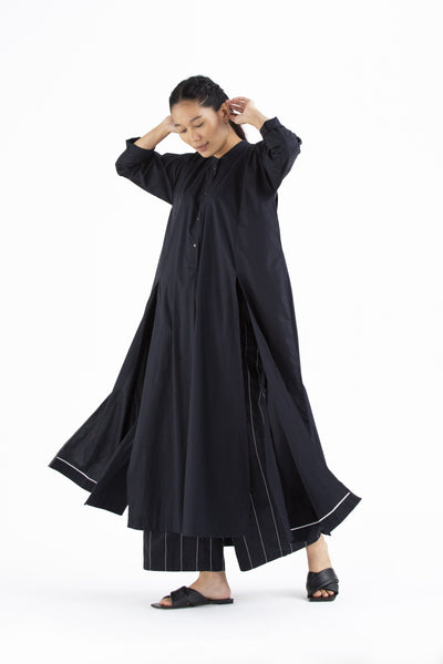Panel Slit Shirt- Black Fashion THREE