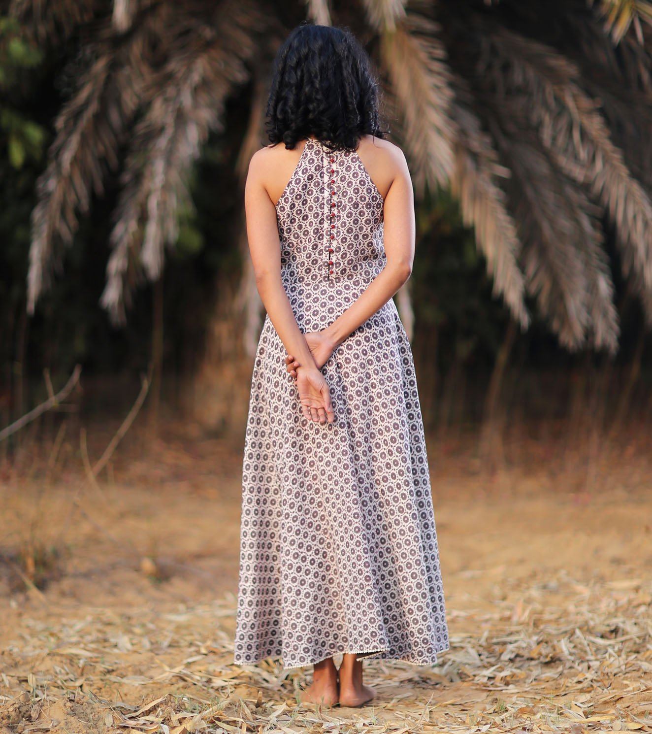 QUEEN OF THE NIGHT Fashion Khara Kapas