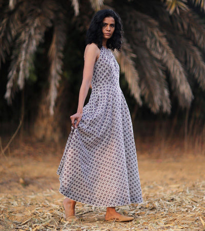 QUEEN OF THE NIGHT Fashion Khara Kapas