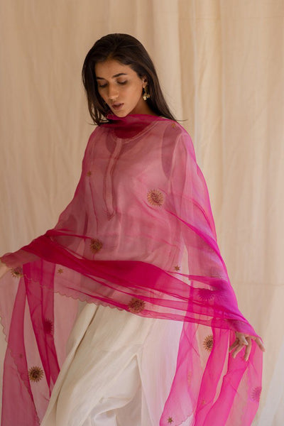 Rani Pink Panch Pankhiya Odhani Fashion Nirjara