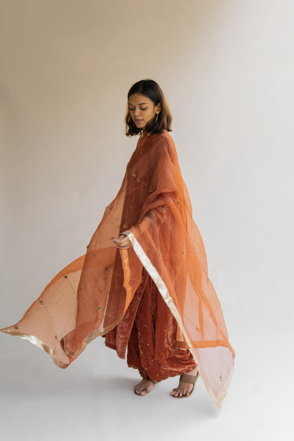Rust Adi Bel Odhani Fashion Nirjara