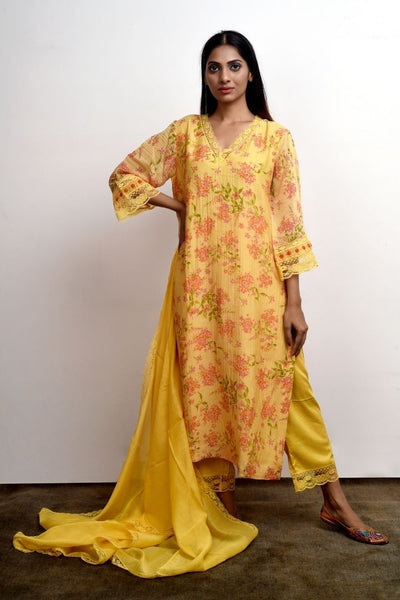Sadabahaar Yellow Fashion Priti Prashant 