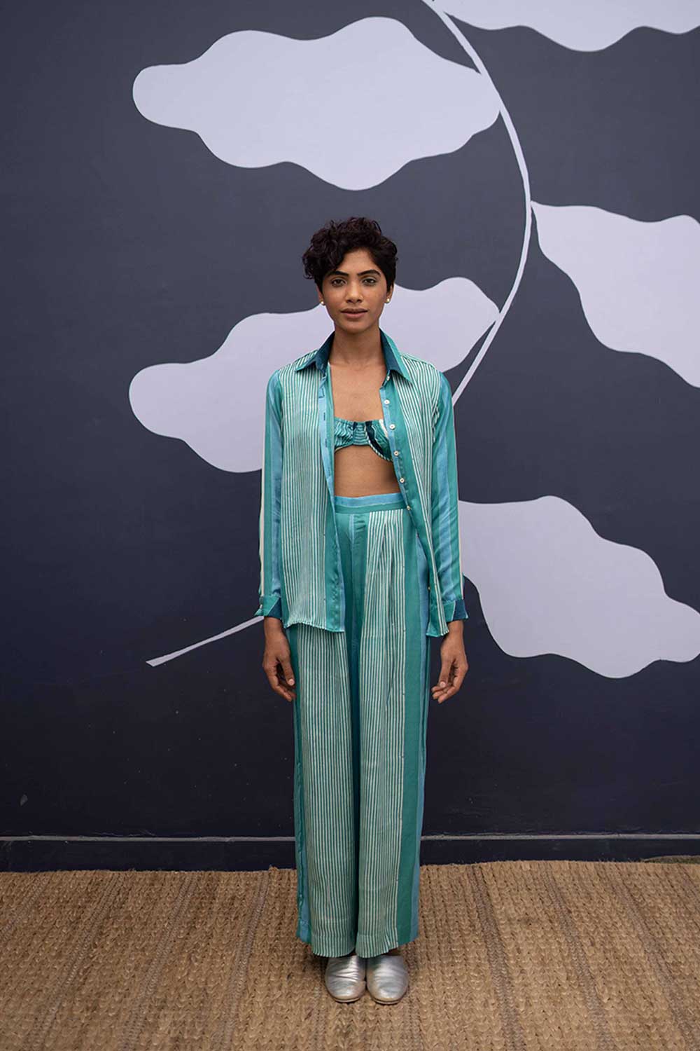 SAVAI CO-ORD AND BRALETTE Fashion Yam