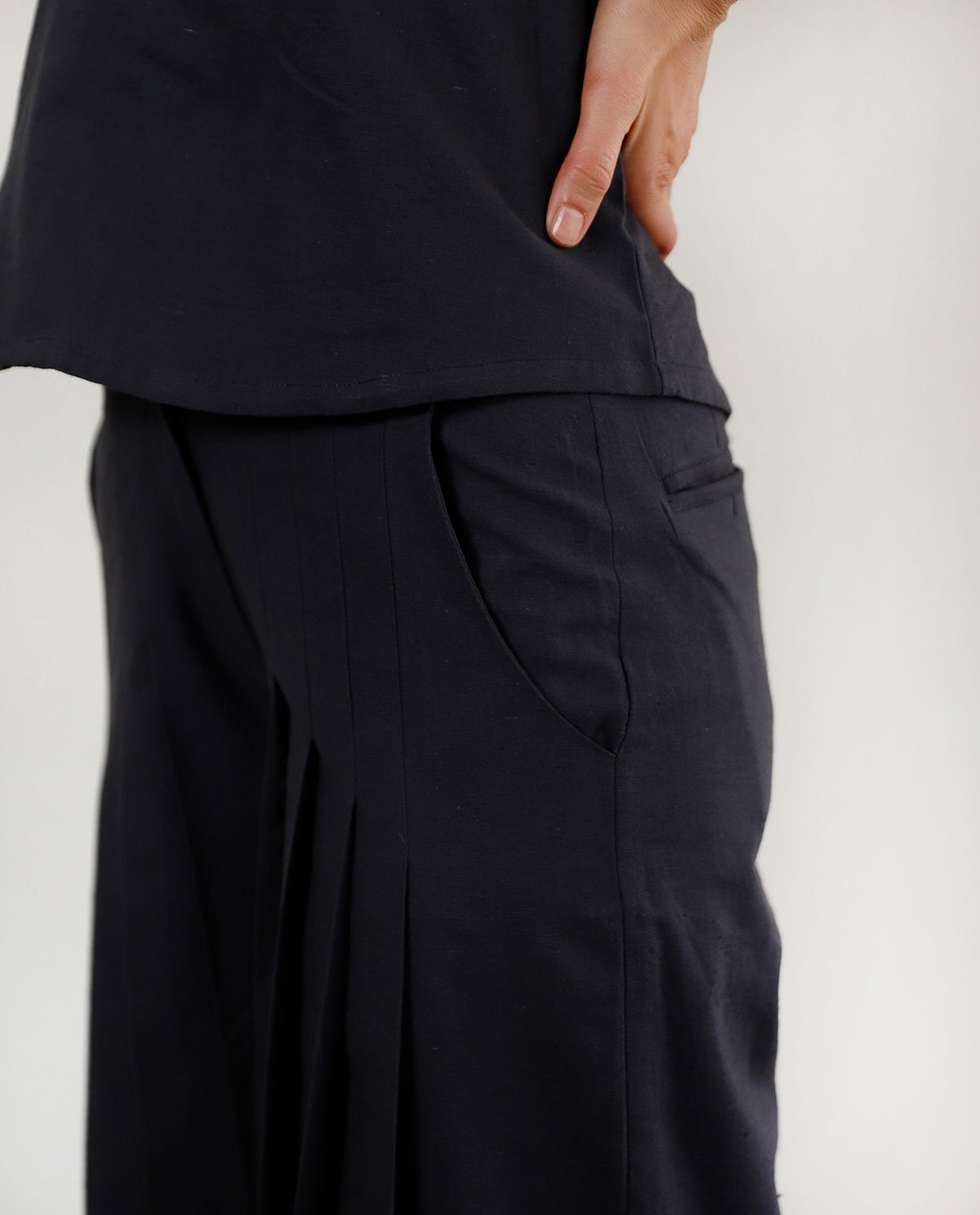 Shadow grey pleated pants Fashion Rias 