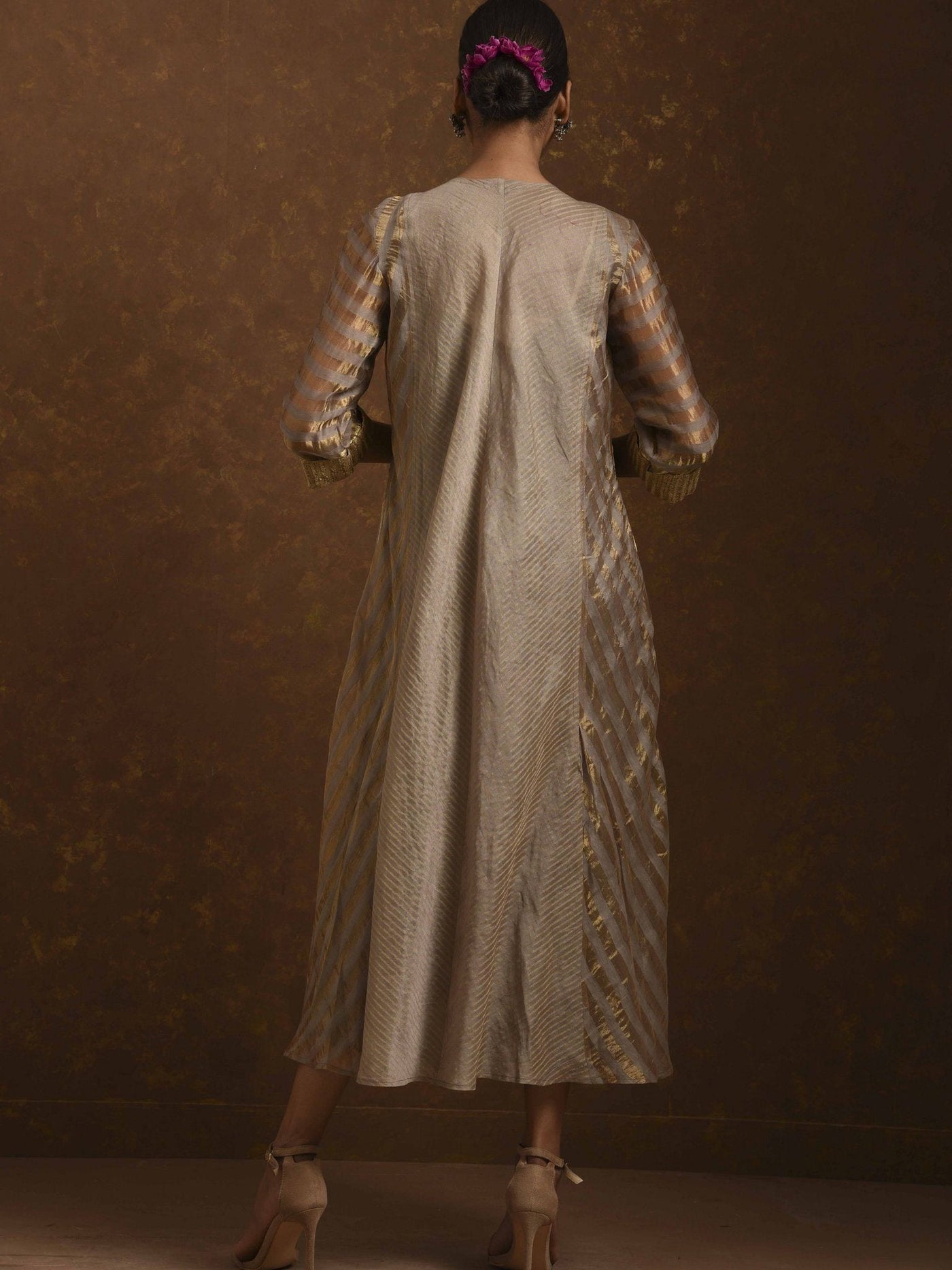 Shagufta Grey and Gold Dress Fashion Priti Prashant 