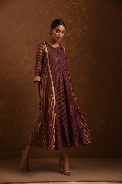 Shagufta Wine and Gold Dress Fashion Priti Prashant 