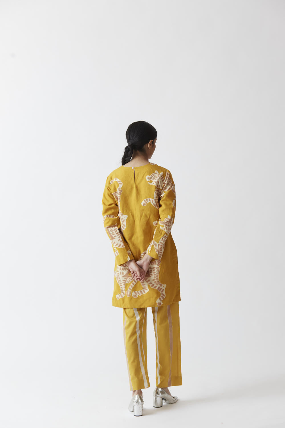 SHERNI KURTA SET (YELLOW) Fashion Yam