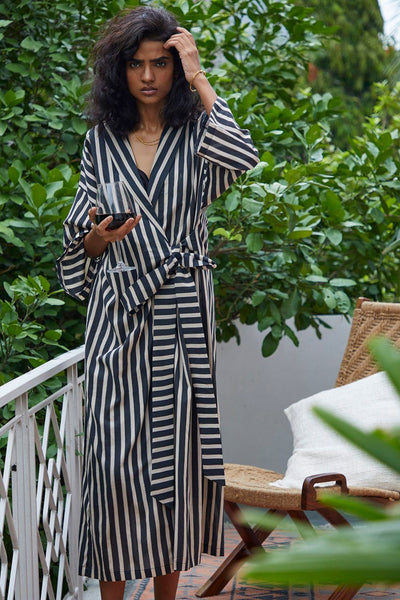 Smoke Overlay Robe Fashion Khara Kapas