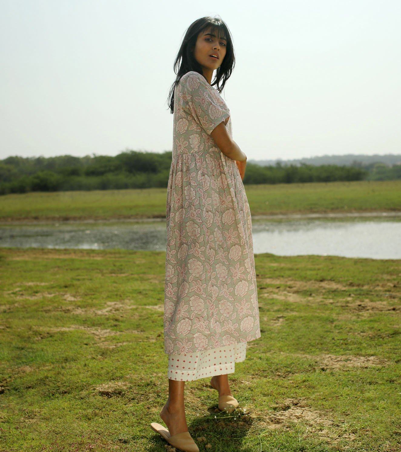 THE MIGRANT Fashion Khara Kapas