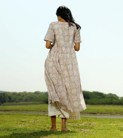 THE MIGRANT Fashion Khara Kapas