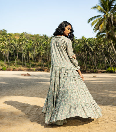 Tropical hail Fashion Khara Kapas