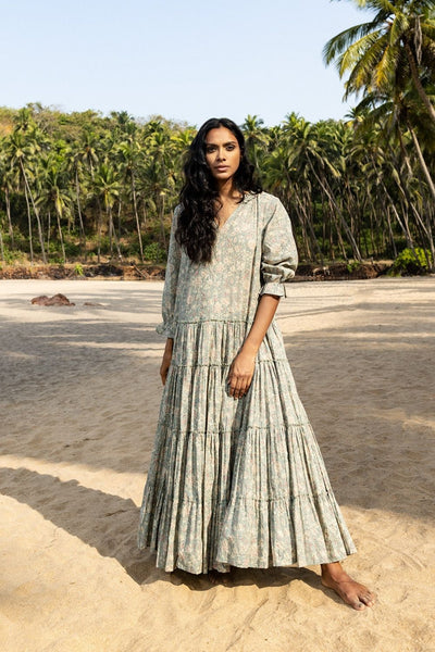 Tropical hail Fashion Khara Kapas