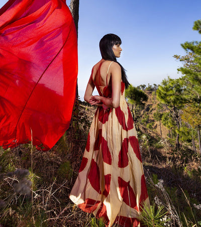Untamed, Unpredictable Fashion Khara Kapas 