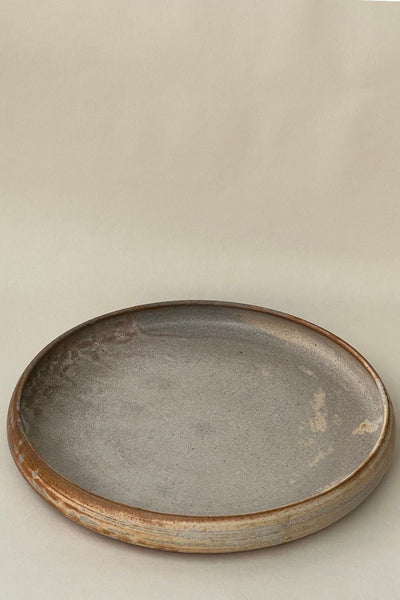 Urvi Rimmed Plate Canvas & Weaves