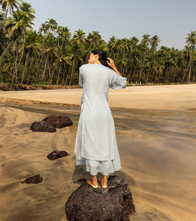 Walk barefoot Fashion Khara Kapas