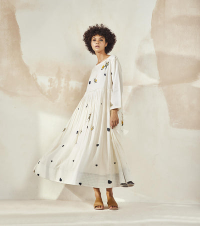 Whimsy Fashion Khara Kapas