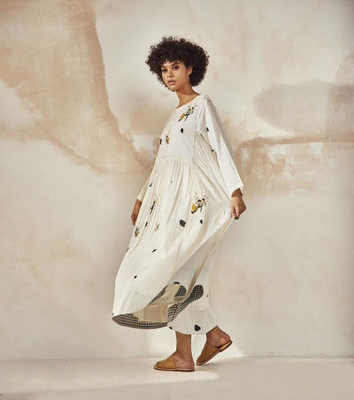 Whimsy Fashion Khara Kapas