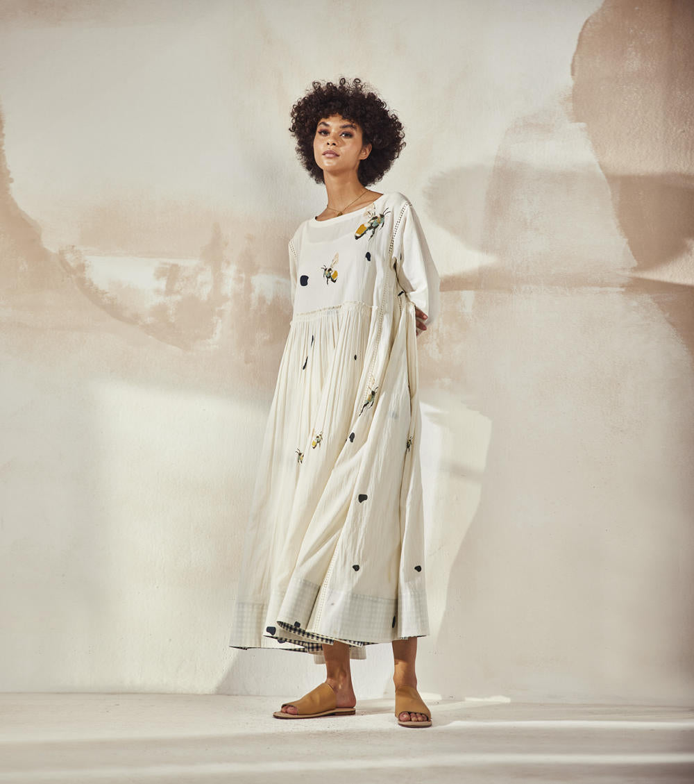 Whimsy Fashion Khara Kapas