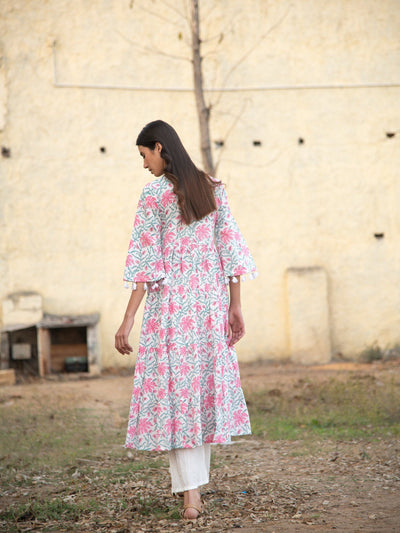 white gardenia tier set Fashion Marche