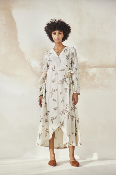 White Ikigai Fashion Khara Kapas