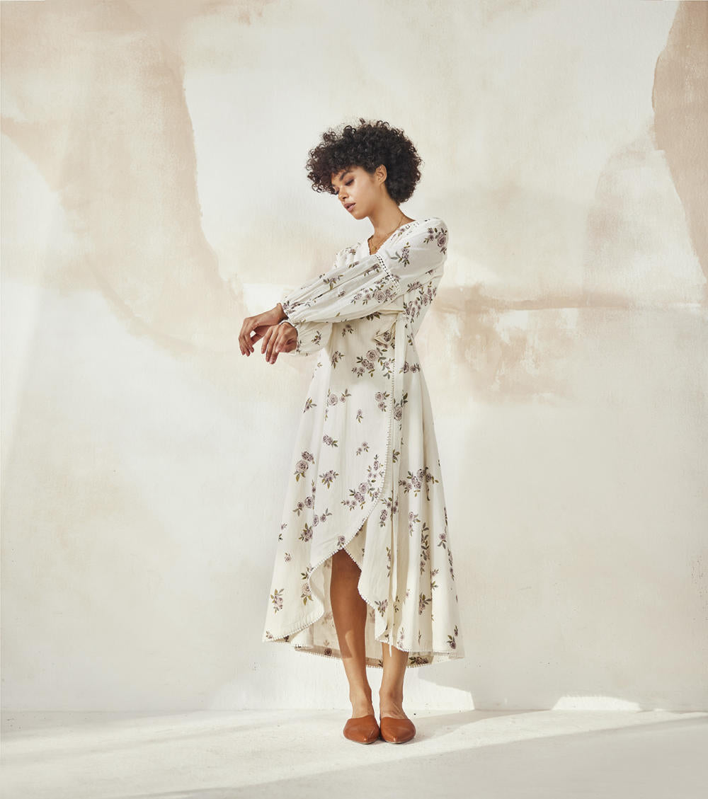 White Ikigai Fashion Khara Kapas