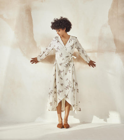 White Ikigai Fashion Khara Kapas