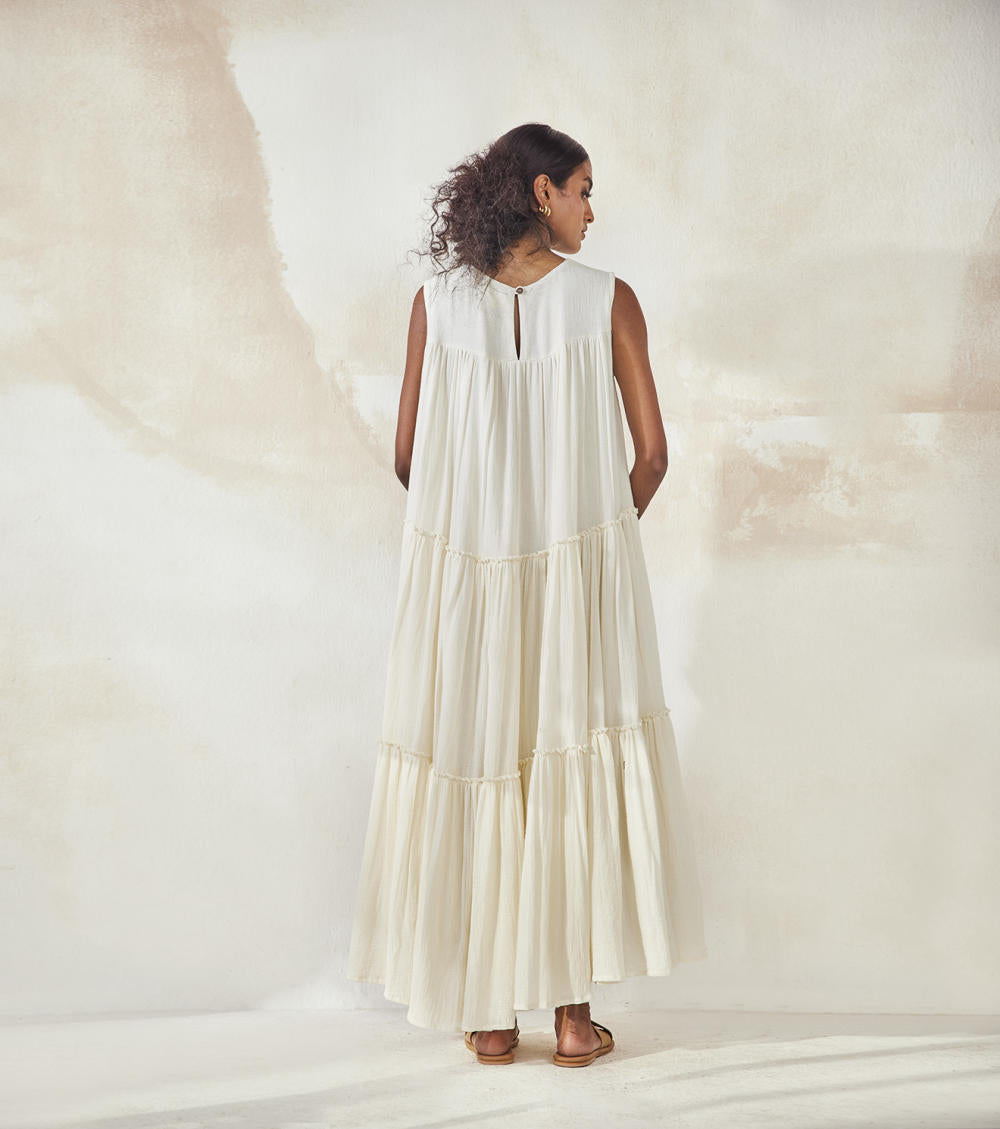 White Lily Bouque Fashion Khara Kapas