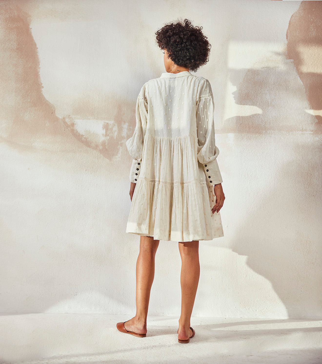 White Pebble Fashion Khara Kapas