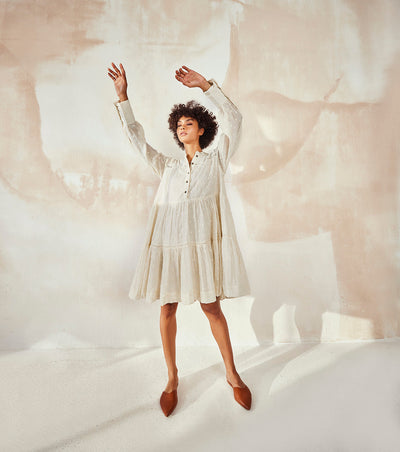 White Pebble Fashion Khara Kapas