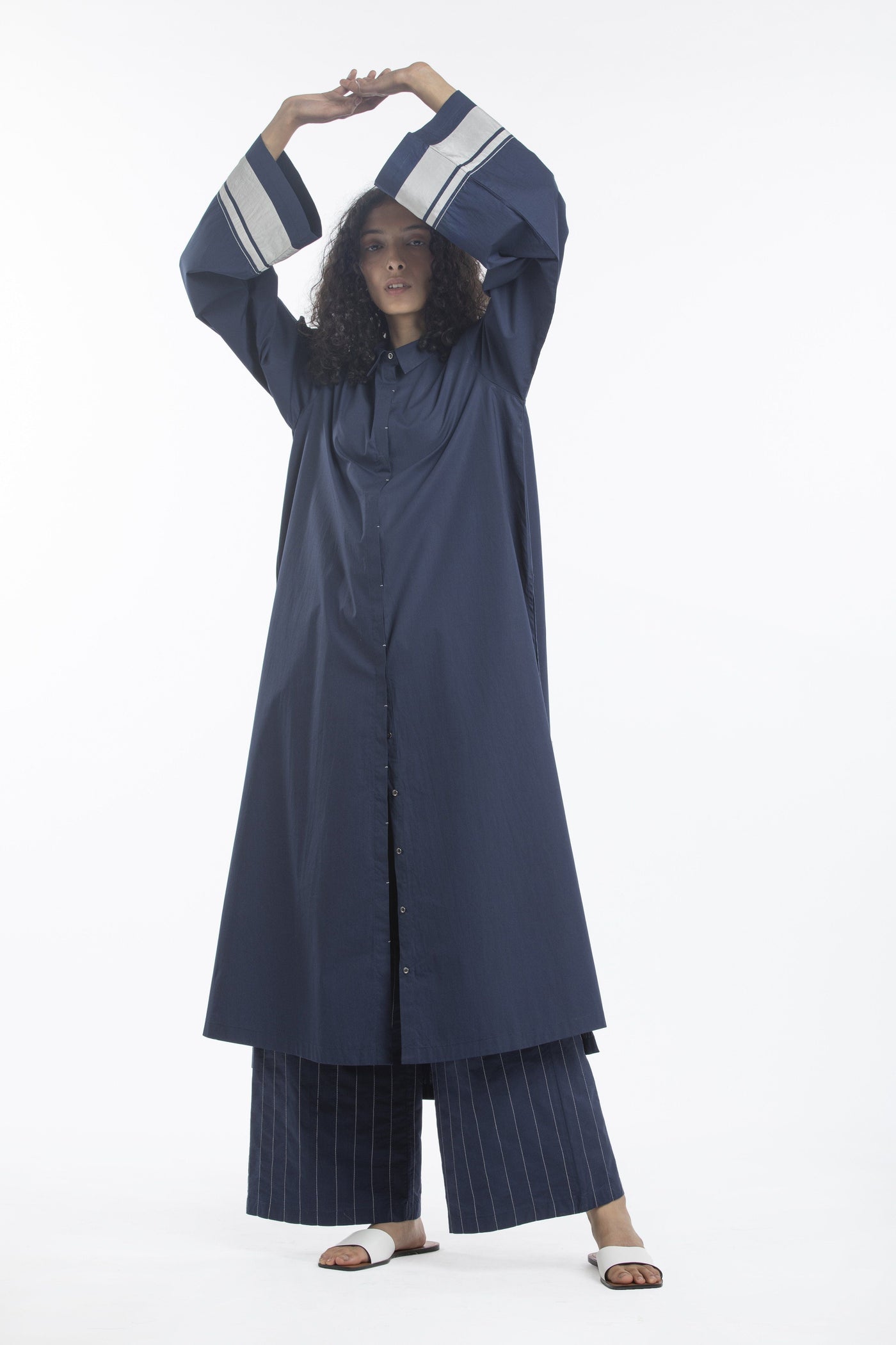 WIDE SLEEVE SHIRT-NAVY Fashion THREE