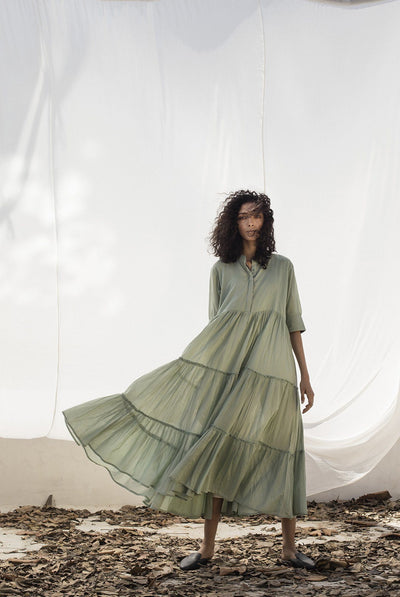 Wind in the City Fashion Khara Kapas